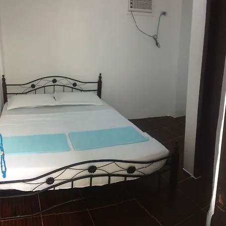 Lolas Lodge